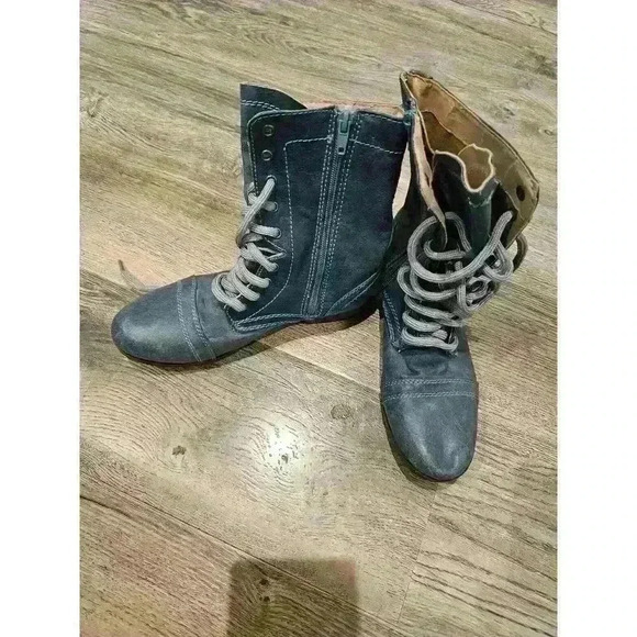 Candies Boho Canash Blue Vegan Leather Boots  SZ 6 - Picture 3 of 4